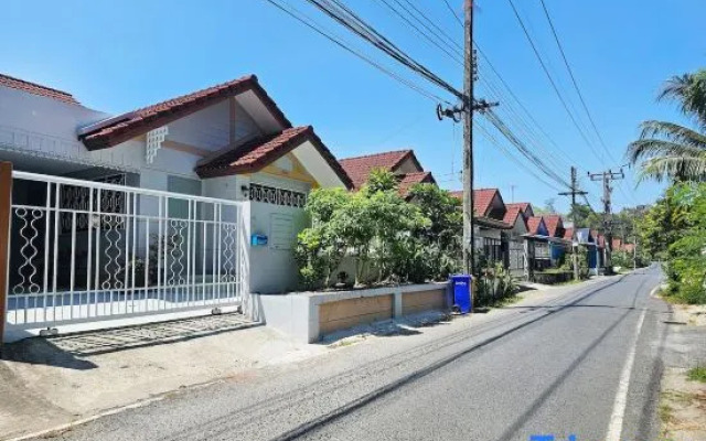 Yachting House  Thalang,Near the beach and airport