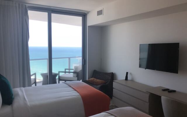 Hide Beach Residences