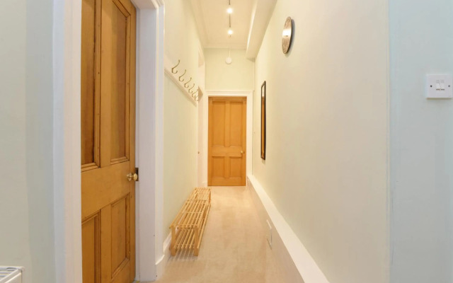 Executive 3 bed in The Meadows