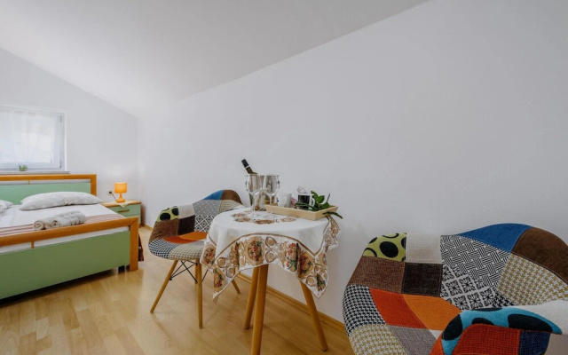 Amazing Home in Porec With Wifi and 0 Bedrooms - Hotel in Porec - Photo 5