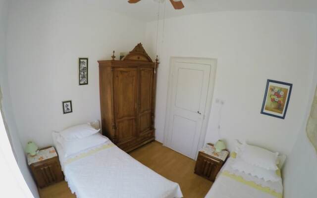 Castel Nonna Franka