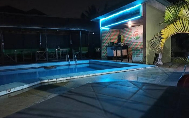Davvy Hotels & Apartments