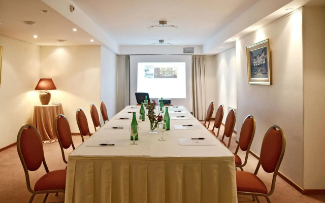 Hotel Iruna