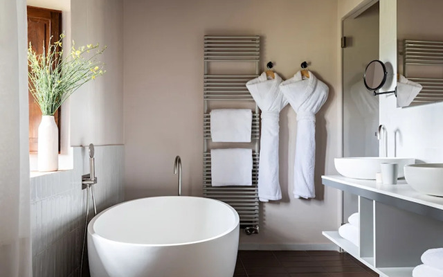 Pieve Aldina - Fontenille Collection