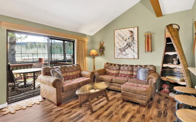 Woodland Retreat #2548