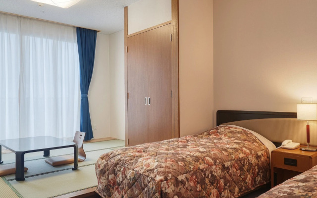 Hotel Miyuki Beach