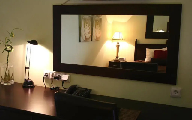 Merci Hotel