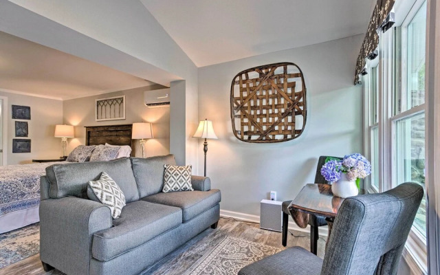 Studio W/patio Access + View on Lake Junaluska!