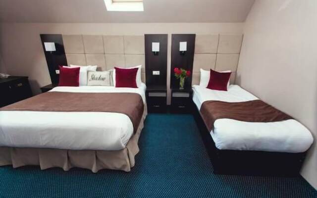 Shadow Boutique Hotel