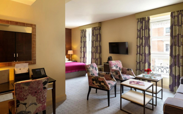 The Mandeville Hotel