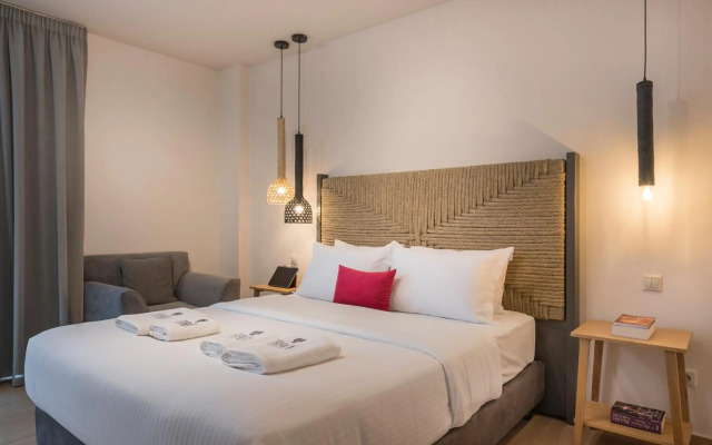 Trianon Luxury Apartments & Suites