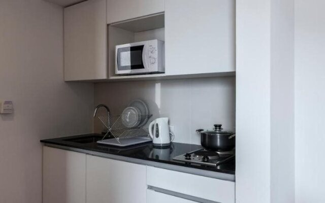 1495 Apart