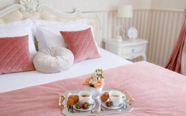 Royal Suite Apartment with Jacuzzi