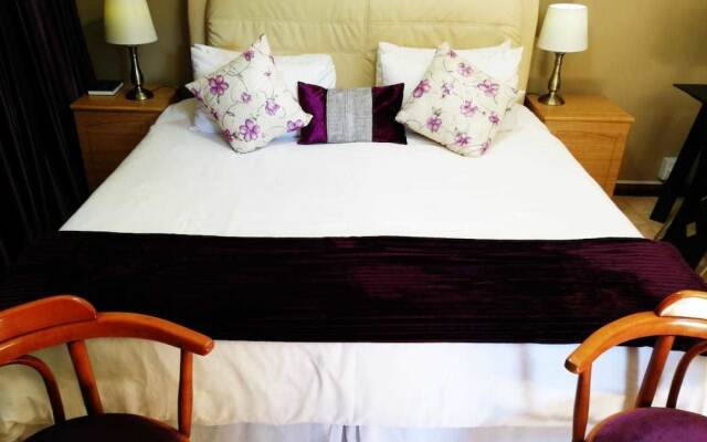 Willow Manor Brits Guest House