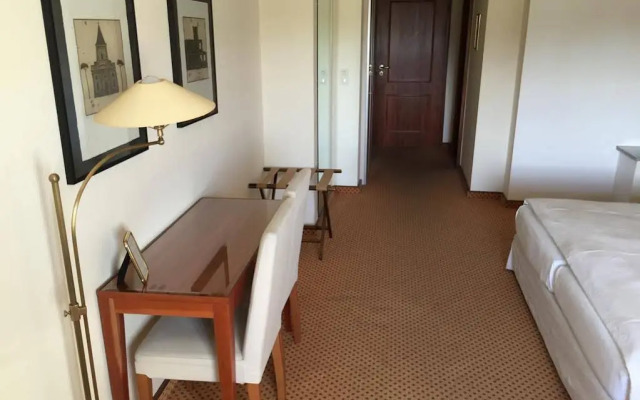 Meyers Hotel