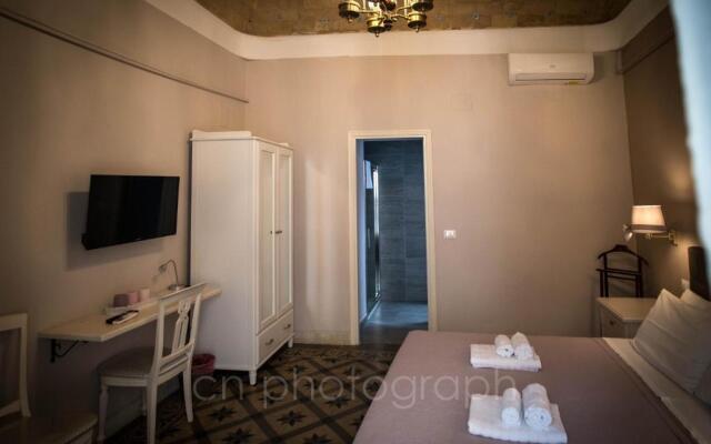 La Dimora del Falconiere - Luxury Suites