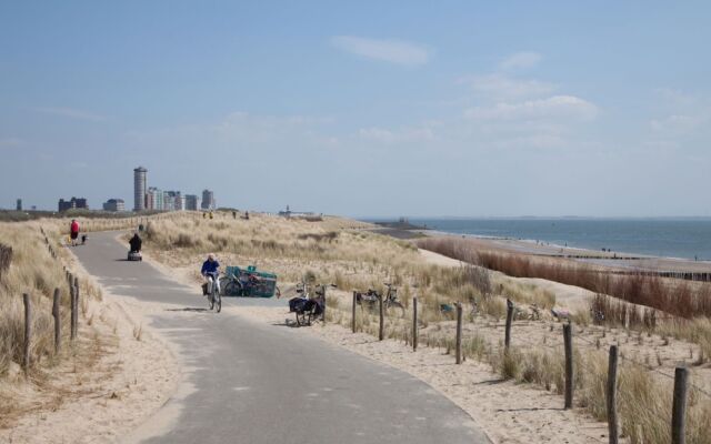 Apartment Near Vlissingen Beach