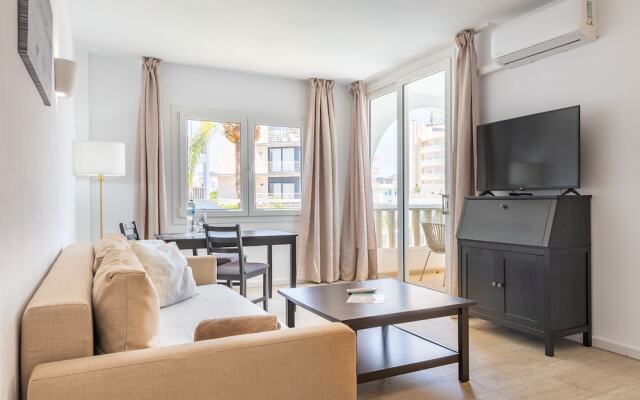 Orange Colom Seaside Apartments