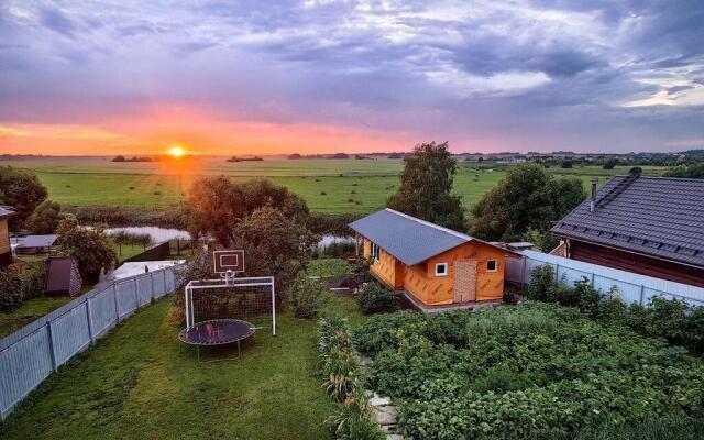 Гостевой дом в живописном месте на берегу реки
