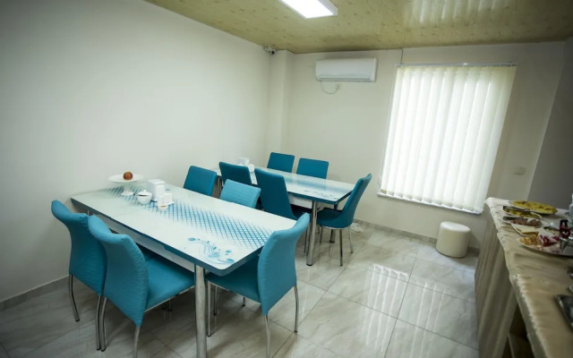 Hotel Garanti