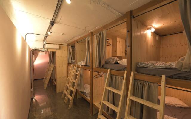 Inno Guesthouse & Bar Hongdae - Hostel