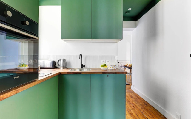 Chic 1BR by Eiffel Tower & Champ de Mars
