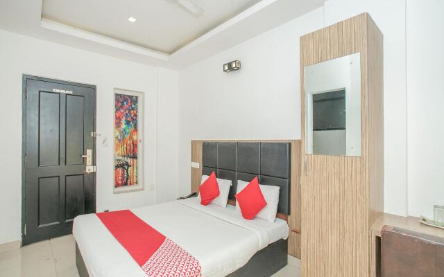 OYO Flagship 7558 Galaxy Comfort Inn