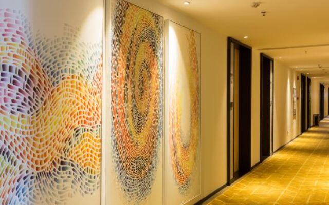 Xili Hotel (Guangzhou Aoyuan Square)