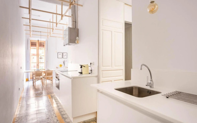 Pop Art , Sunny Apartment near Santa Cruz