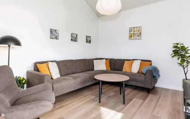 5 Star Holiday Home in Albaek