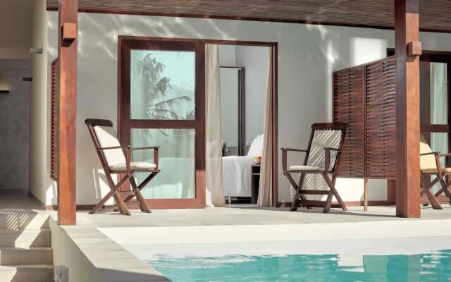 Rox by Essenza Hotel