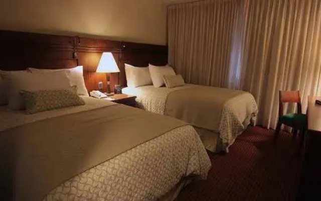 Embassy Suites Valencia Downtown