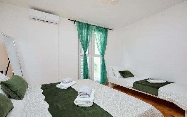 Tranquility gardens suite