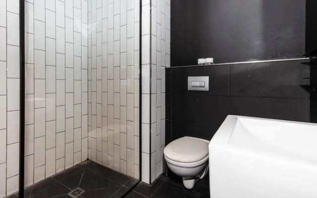 502 Wex1 Gorgeous Funky Apartment