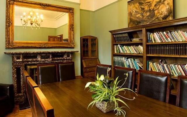 YHA Castleton Losehill Hall - Hostel