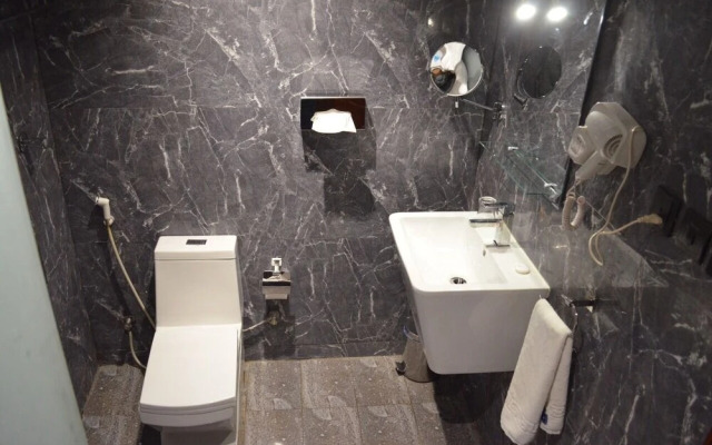 Noah Hotel