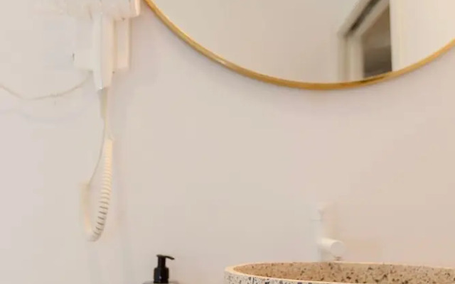 Liiiving In Gaia - The Wine Side VII