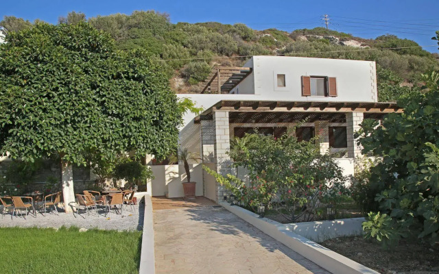 Elaia Villas