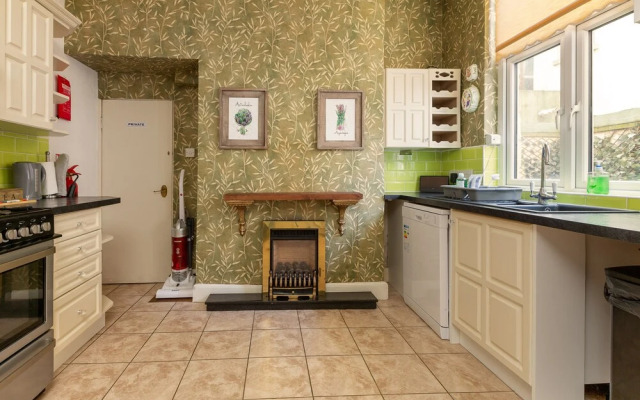 The Bromley Central Holiday Home