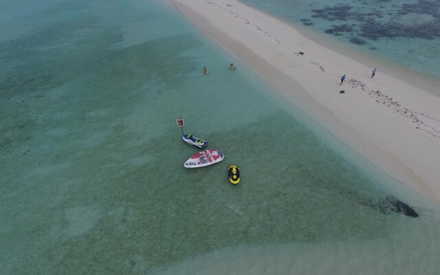 Athiri Beach Maldives