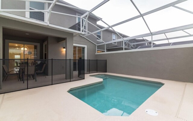 560pb- The Retreat at Championsgate