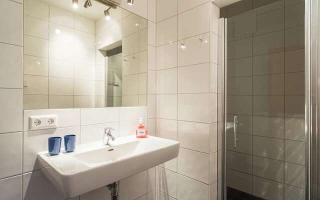 Lavish Chalet in Mauterndorf with Sauna & Hot Tub