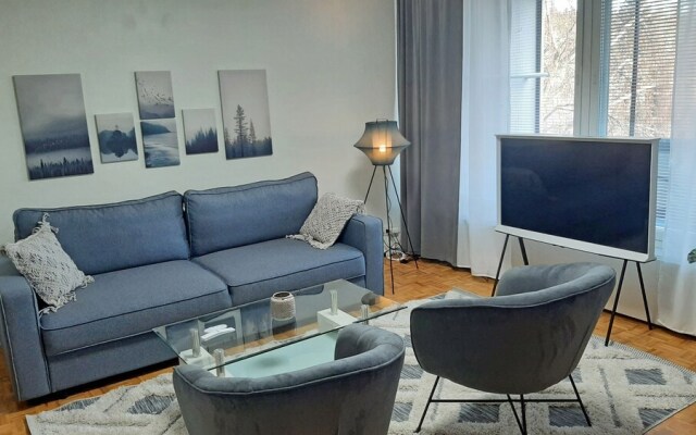 Apartment Puijo with garage