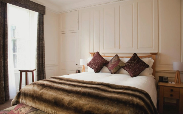 Vanbrugh House Hotel