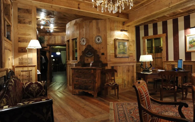 Hotel Laghetto