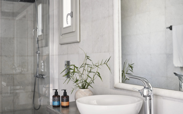 Yria Boutique Hotel & Spa