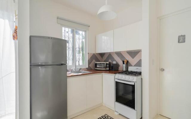 Perfect Cozy Vacation Home Just 2 Miles From the beach