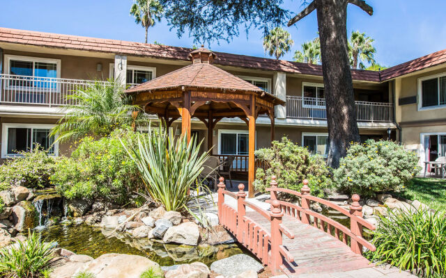 Quality Inn & Suites, Thousand Oaks