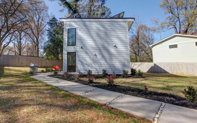 2 bedroom, Woodside Avenue