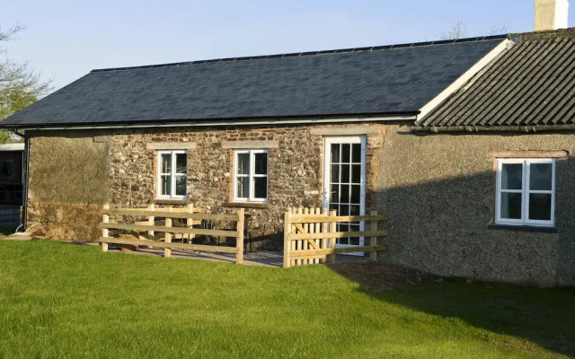 Little Barn